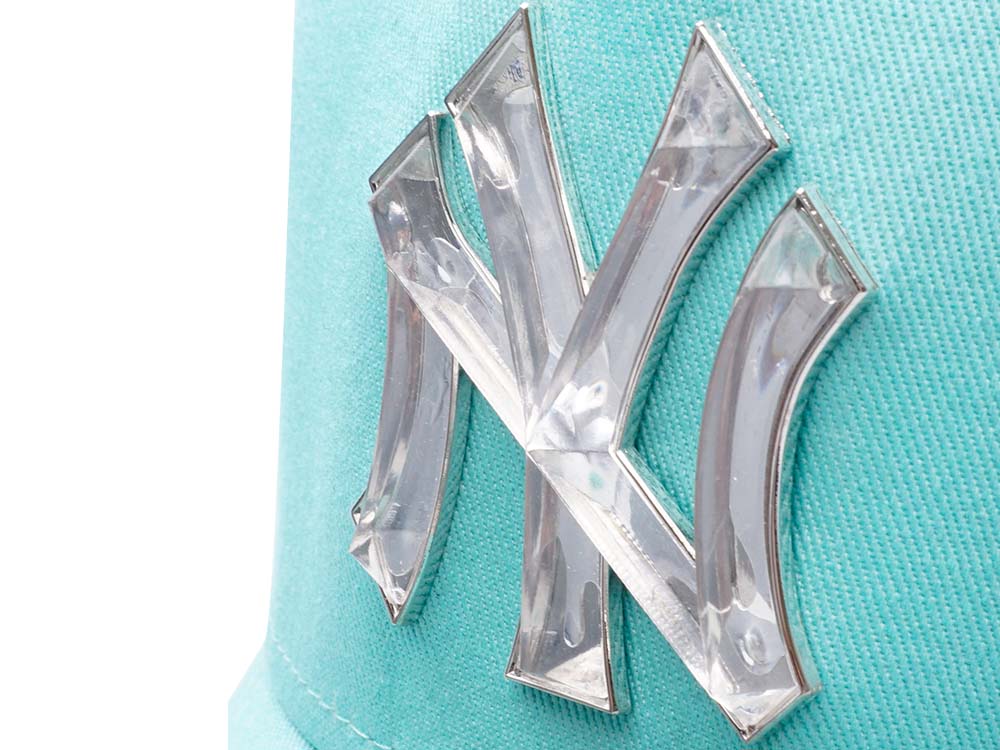 New York Yankees MLB Crystal Blue Tint Bucket Hat