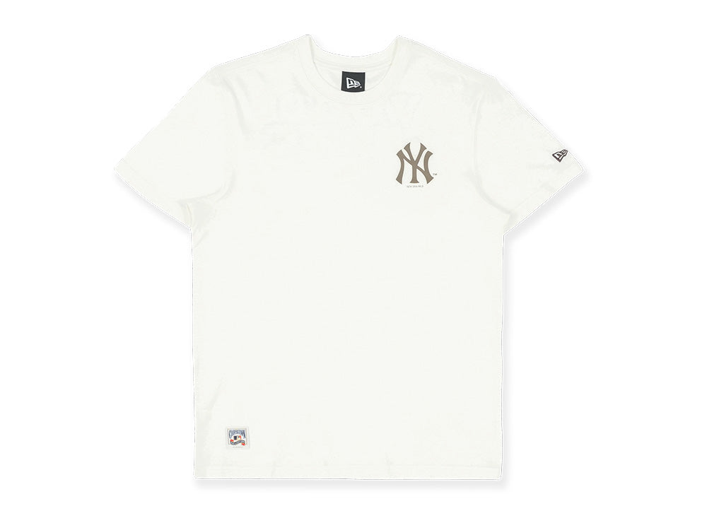 New York Yankees MLB Campfire Ivory Short Sleeve T-Shirt