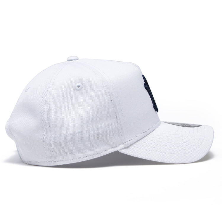 New York Yankees Essential White 9FORTY A-Frame Snapback Cap